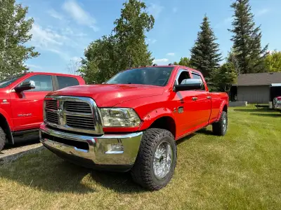 2012 Dodge 6.7L Cummins Longhorn -406,000 km on truck 79k on new motor, 9k on tranny -New engine put...