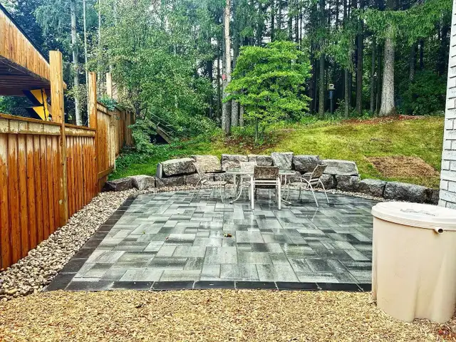 Interlock & Stone446068597740677121