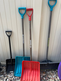 Snow shovels 