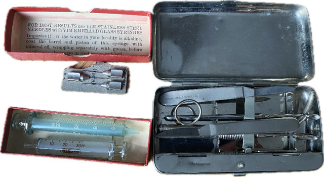 Vintage Medical Equipment kits in Arts & Collectibles in Dartmouth