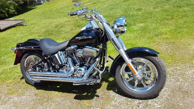 2006  Harley Davidson Fatboy in Street, Cruisers & Choppers in Saint John - Image 4