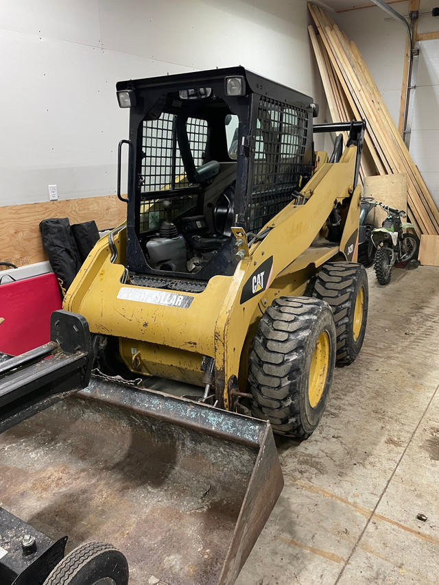 Cat 242B in Heavy Equipment in Markham / York Region