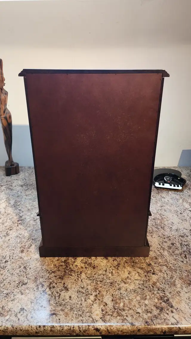 Vintage Bombay Wooden Jewelry Box Mahogany Armoire Chest Cabinet in Hutches & Display Cabinets in Ottawa - Image 9