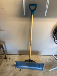 Save 63%…….New Yardworks Snow Shovel (Used 3 Times)