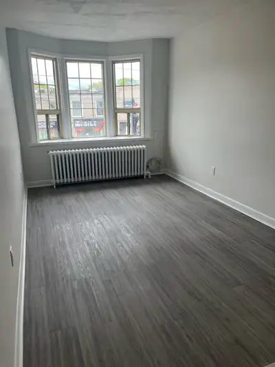 1 bedroom apartment for rent - Islington and Lake shore