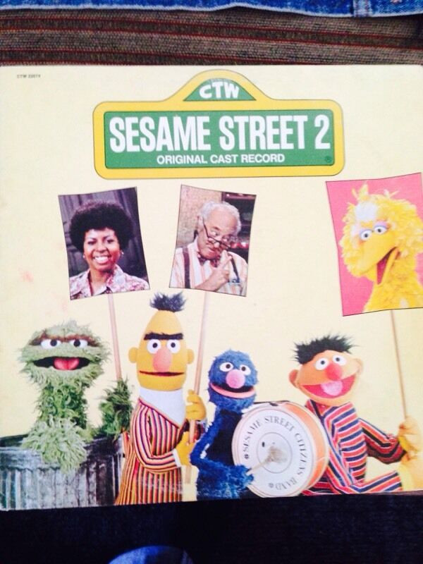 Sesame Street LP original cast 2 in Arts & Collectibles in Gatineau