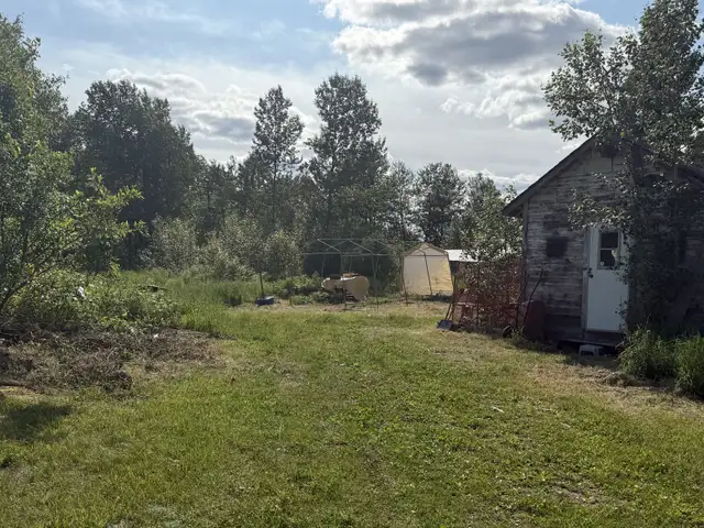 Cottage for sale in Missanabie ON 3-lots package in Houses for Sale in Sault Ste. Marie - Image 3