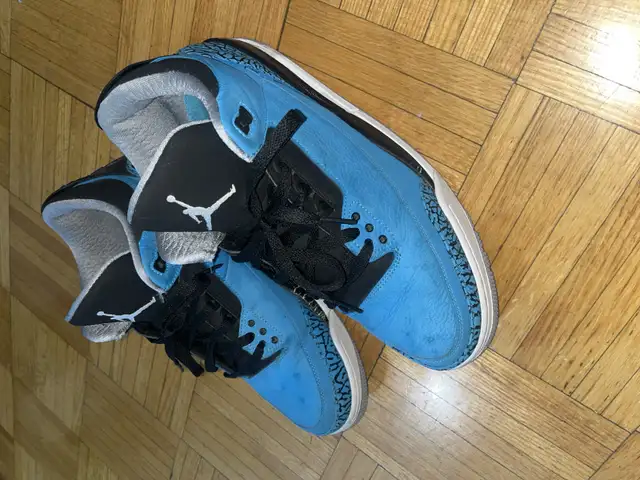 Jordan 3 powder blue in Men's Shoes in City of Toronto - Image 3