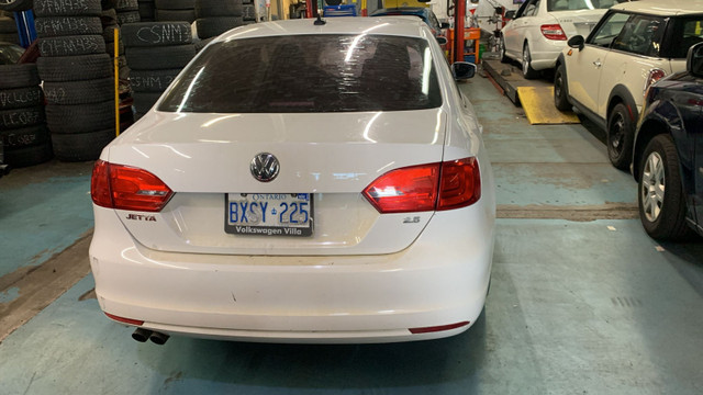 VW Jetta 2011 in Cars & Trucks in City of Toronto - Image 2