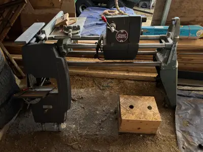 Shopsmith Mark 5 with stands, accessories, blades, boxes of spare parts and extra tools, including a...