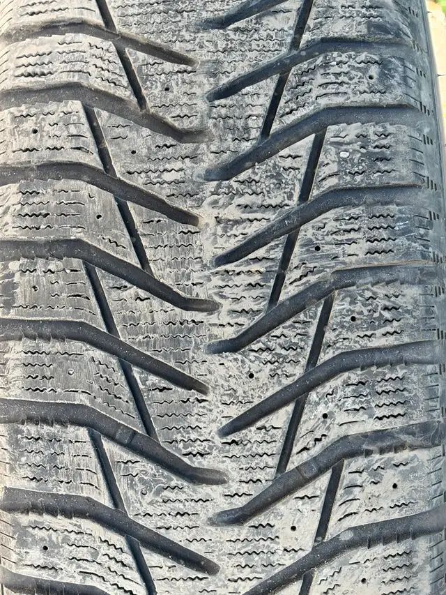 4 pneus d'hiver Michelin WinterTrek 225/65R17 in Tires & Rims in Laval / North Shore - Image 3