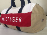 Tommy Hilfiger Duffle Bag    -   Beige Tan