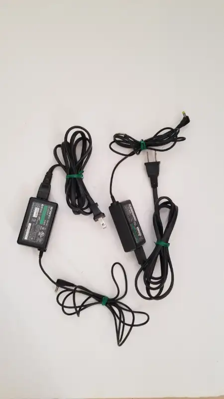 PSP 1000 official AC Adapter power supply in Sony PSP & Vita in City of Toronto - Image 2