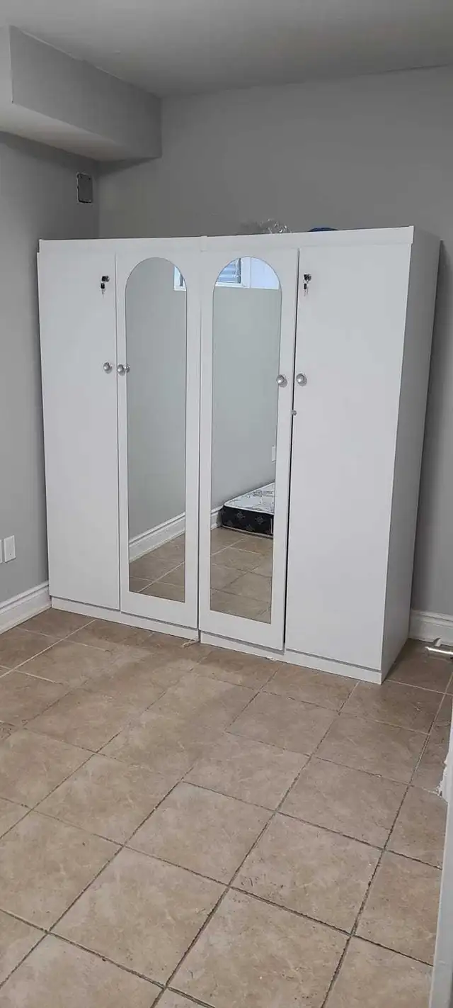 Room Available for Rent in Long Term Rentals in Mississauga / Peel Region - Image 8