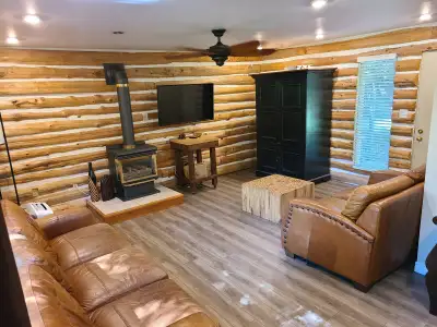 Greenlodge Cottage GRAND BEND last min discount July 6-11  $1000