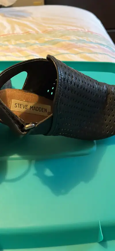 Steve Madden sandals, View more