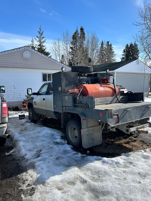 1999 Dodge Ram 3500 Dually 5.9L Cummins in Cars & Trucks in Edmonton - Image 2