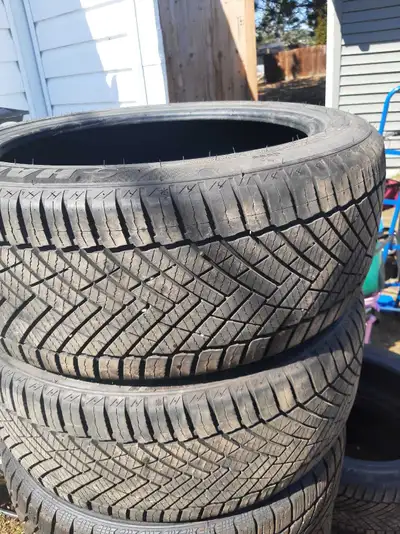 These are used tires, size 235/45R18, perfect for a car or SUV. Please note that these tires are use...