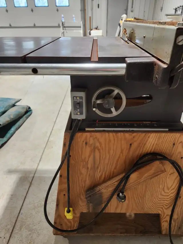 Wood Saw62864362262658121
