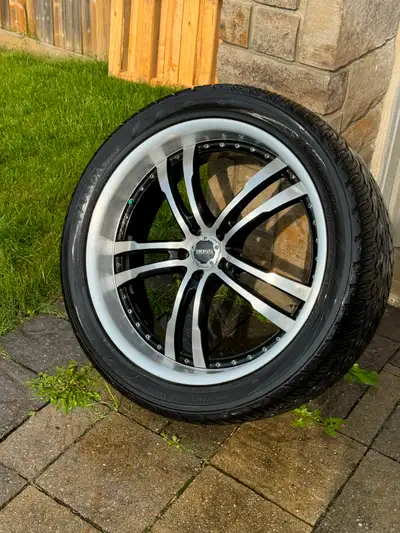 Very good condition ( tires used for only 5k) . 5×112 bolt pattern Rims come from MB GL550, can fits...
