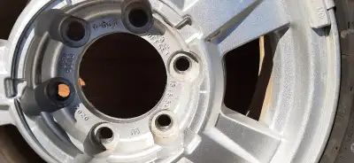 31x10.50R15LT 6 bolt Chevrolet rim off Canyon only one tire