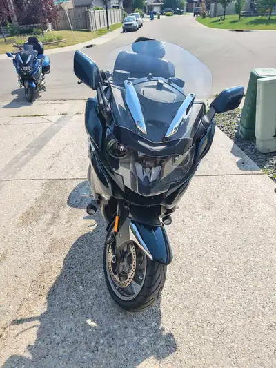 2019 K1600GTL. New high seat, radar detector, laser jammer, and ChiGee for Android Auto and blind sp...