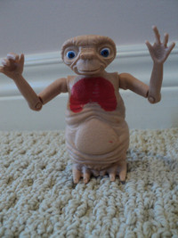 Vintage E.T. ET The Extraterrristrial figure 1982