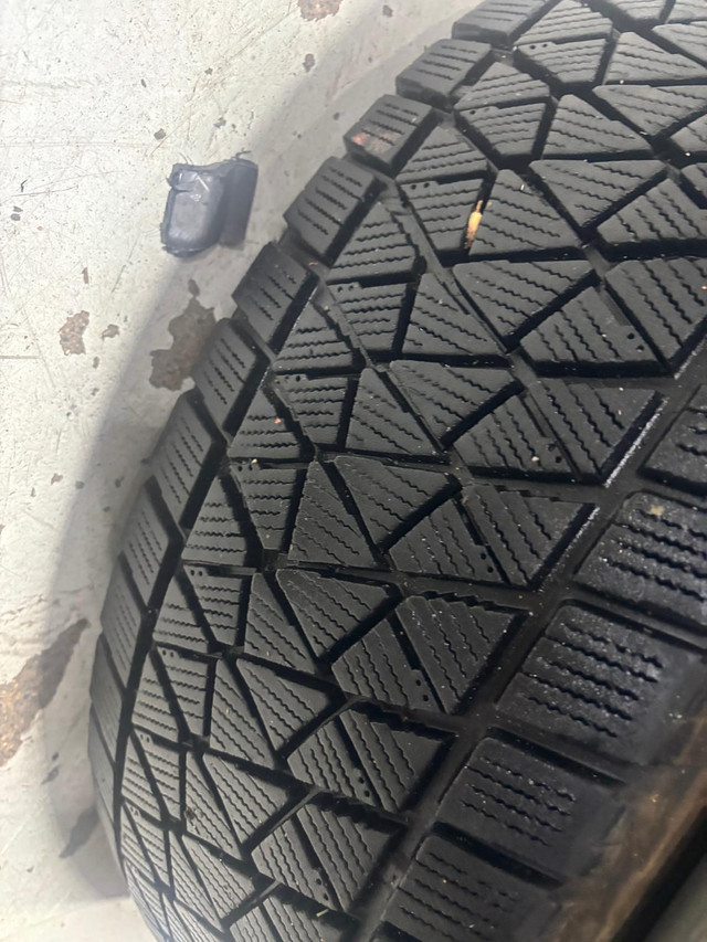 Used 225/60/R18 Bridgestone Snows–BMW X3/X4/Charger/CRV/Rogue/NX in Tires & Rims in City of Toronto - Image 2