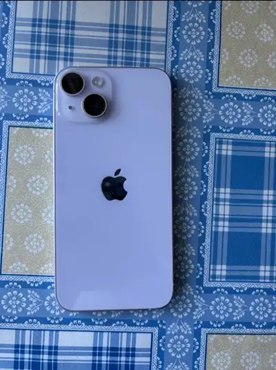 Great condition iPhone Have a bit of scratch Price is firm