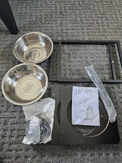 Elevated dog bowls, View more
