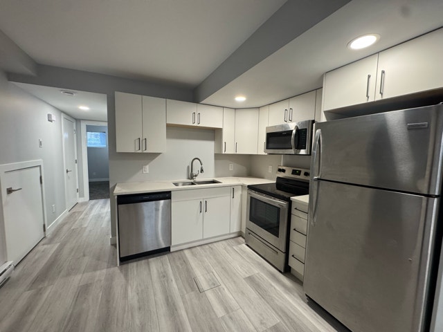 **2 Bed 1 Bath Lower Duplex Unit For Rent In Rockwood** 2