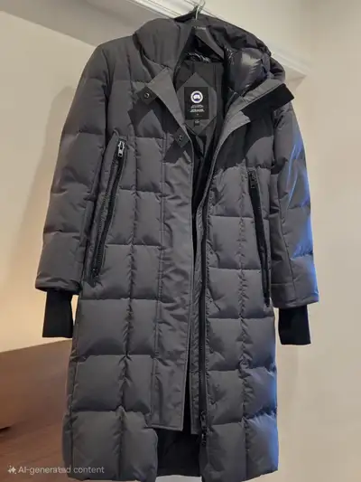 Canada Goose Woman Jacket, View more