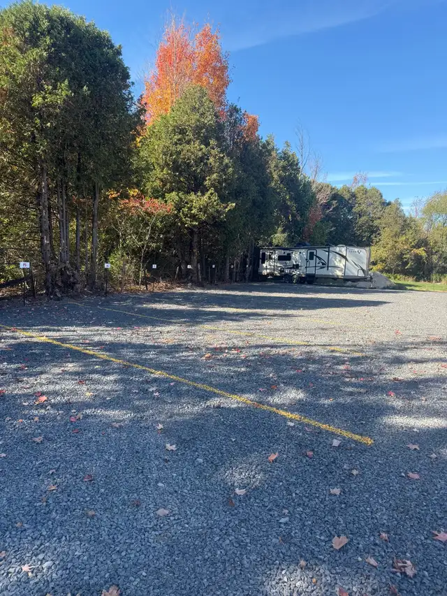 RV, Boat & Trailer Storage588728060557414401