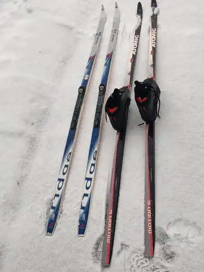 Fischer cross country skiis (fish scale) 77", View more