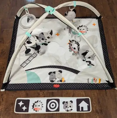 Tiny Love - Magical Tales Black & White Gymini Baby Gymini and play mat Like new condition High cont...