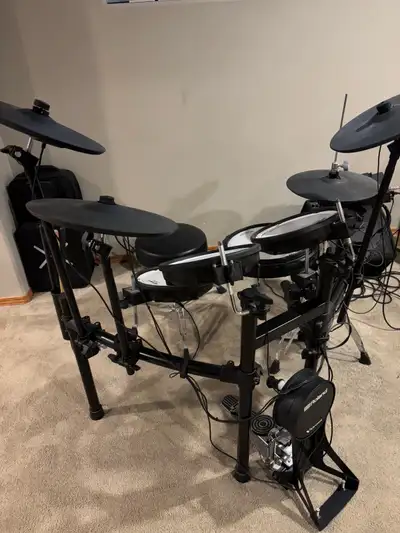 Roland TD-17 drum kit, View more