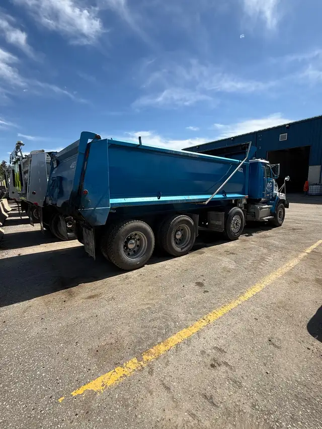 2021 Western Star Tri Axle Dump Truck in Heavy Trucks in Mississauga / Peel Region - Image 4