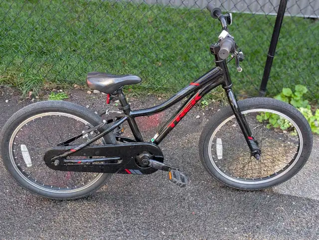 Kids' bike Trek Precaliber 20 SS CST B in Kids in Ottawa - Image 3