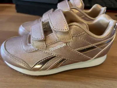 Girls Reebok Runners, View more