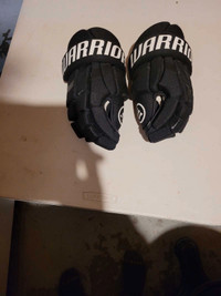 Warrior Covert Hockey Gloves