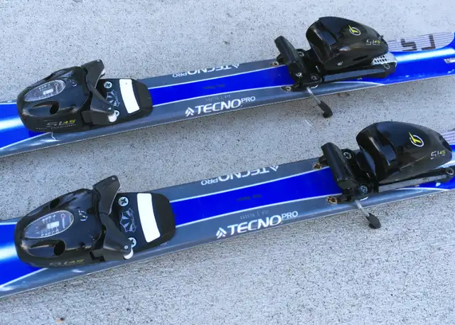 100cm Skis ~ Technopro CSr64700585189761124