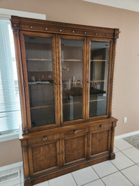Wooden Hutch/China Cabinet