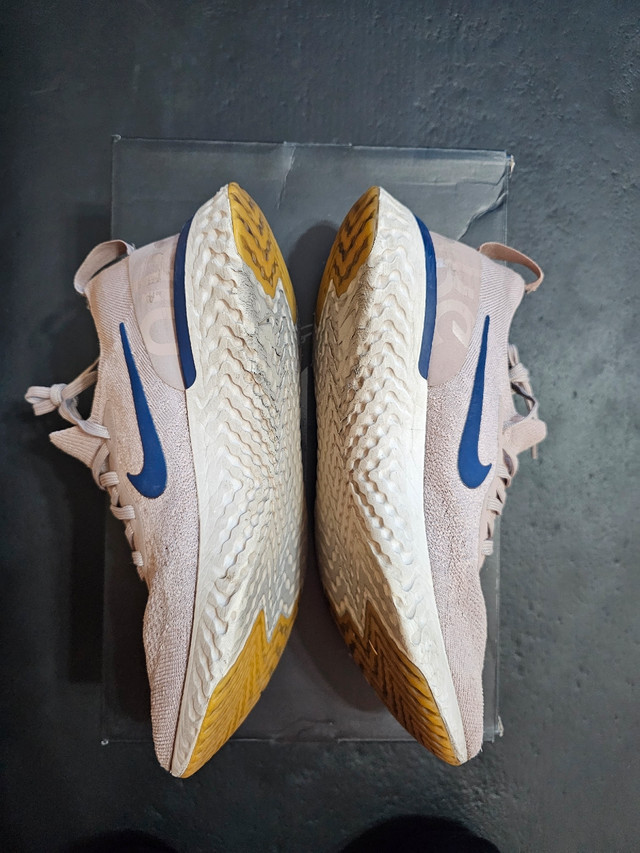 Nike Epic React Flyknit in Men's Shoes in Mississauga / Peel Region - Image 3