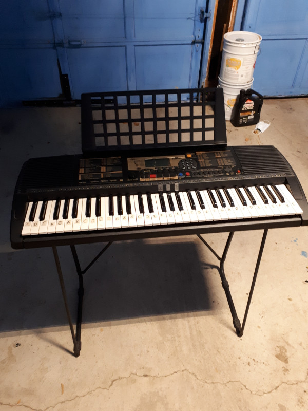 $60 YAMAHA PSR-225 PIANO KEYBOARD for sale  