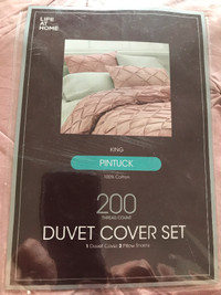 Brand new unopened King size duvet cover and 2 pillow shams