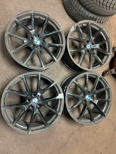 Used 20x8.5 ET35 5x112 66.6 alloy wheels + used tire pressure sensors for sale! Can program tire pre...