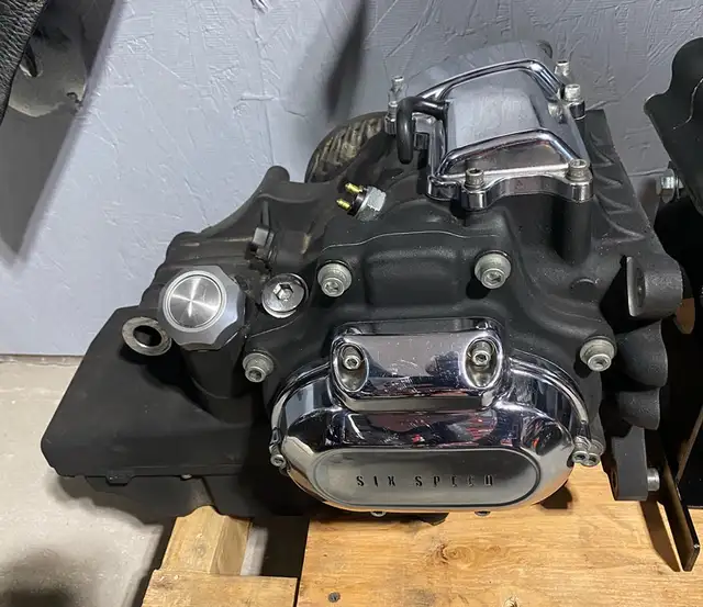Six Speed Transmission in Transmission & Drivetrain in Calgary - Image 4