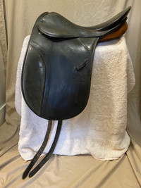 17” Stubben Romanus Dressage saddle for sale