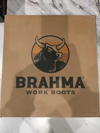 Pick up from Whyte Ridge. Brand New. Never worn. Has two pairs Info from the manufacturer Durable Ma...