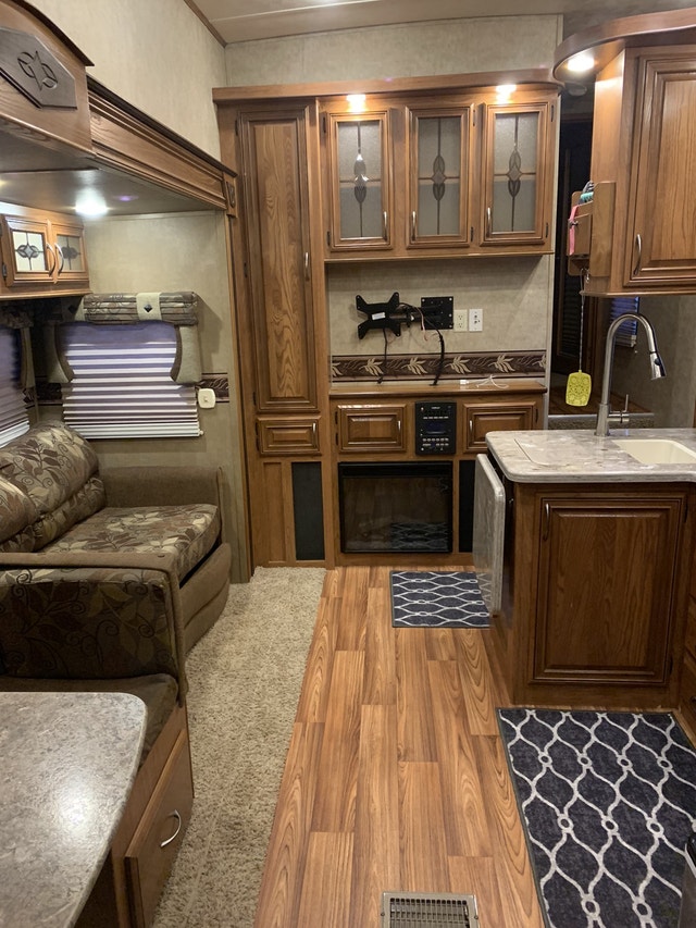 2013 Sabre Fifth Wheel Quad Bunks Outdoor Kitchen Travel Trailers